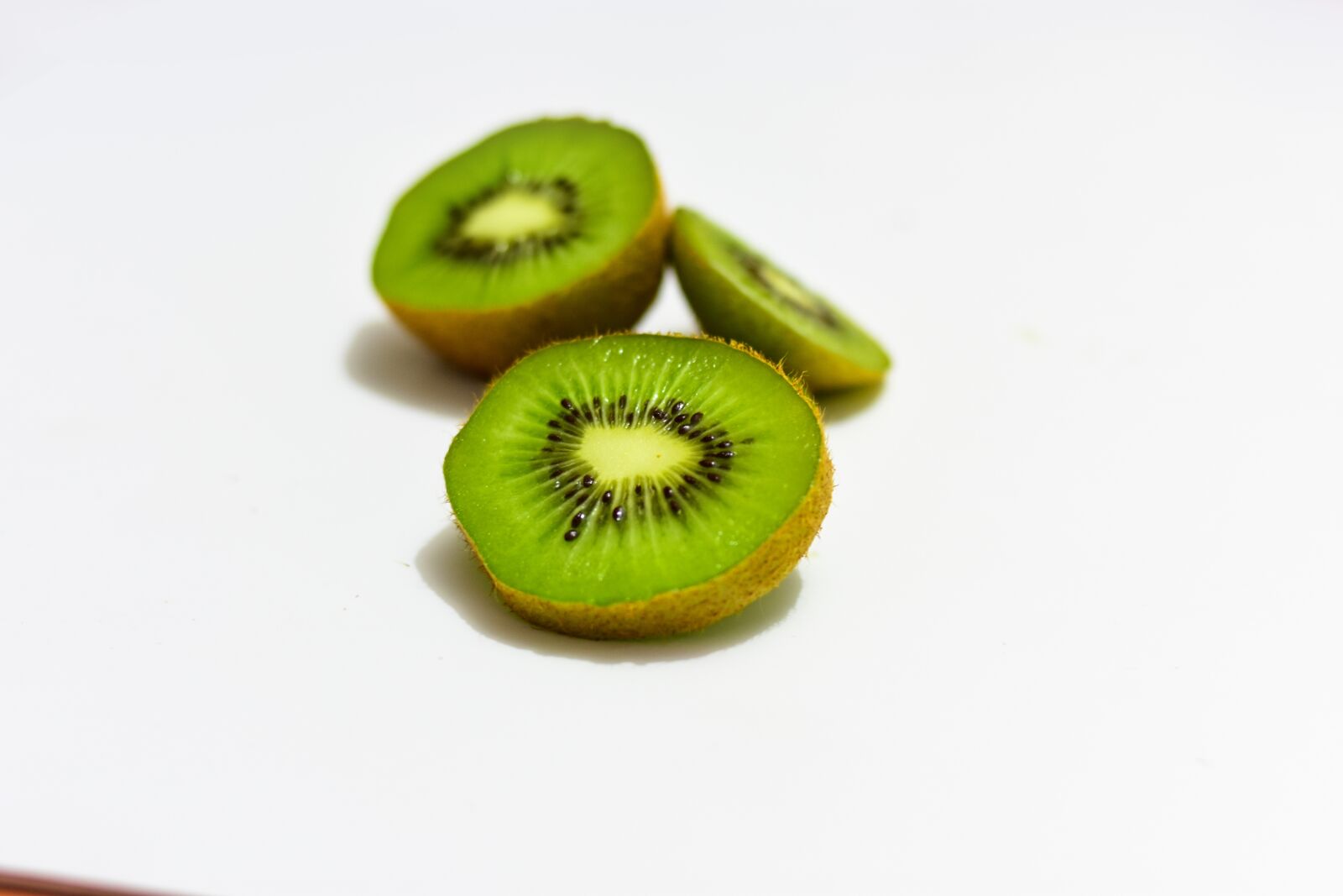 Nikon D3400 sample photo. Kiwi, fruit, fresh photography