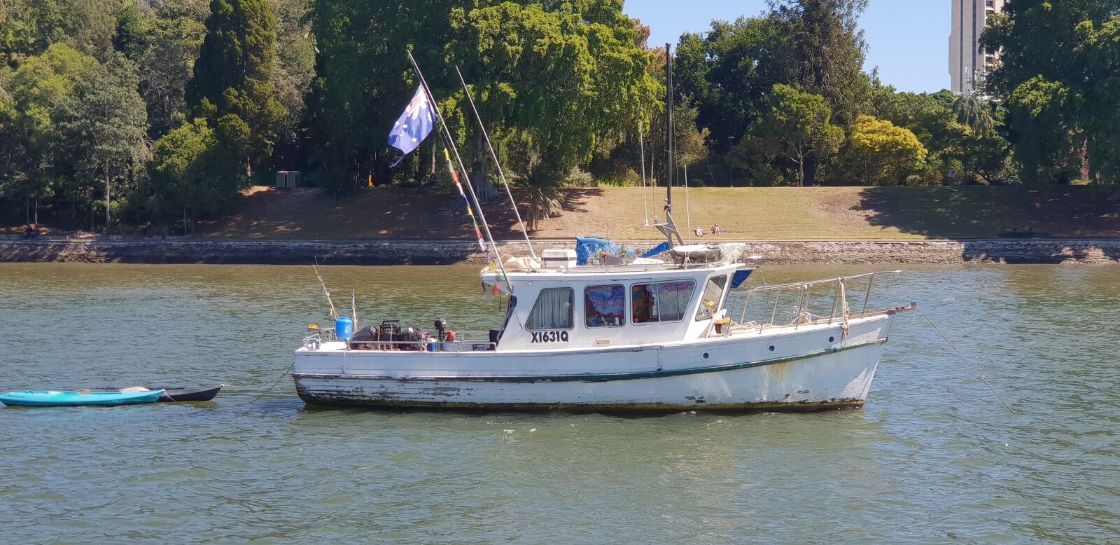 Samsung Galaxy S9+ sample photo. Brisbane river, boat, home photography