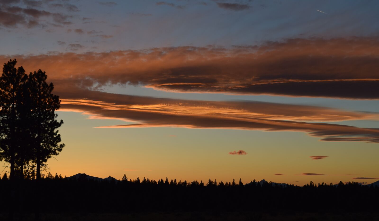 Nikon D3300 sample photo. Sunset, clouds, colorful photography