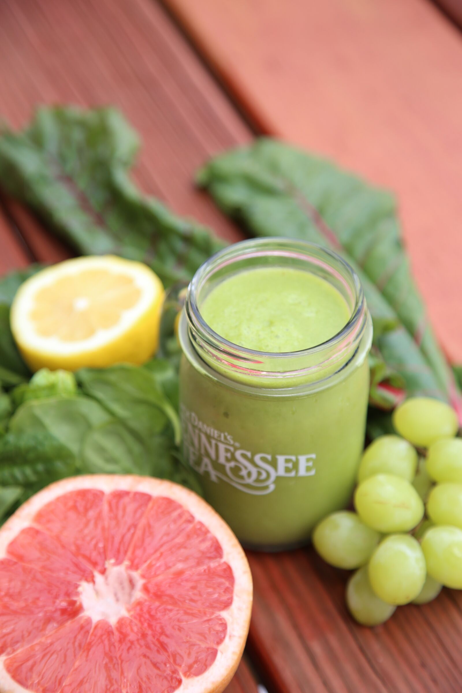 Canon EOS 6D + Canon EF 24-105mm F4L IS USM sample photo. Food, drink, smoothie photography