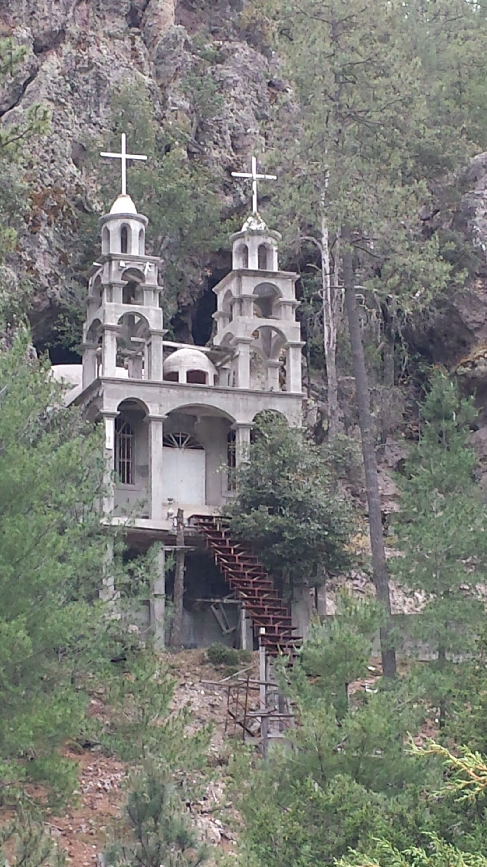 Samsung Galaxy S4 sample photo. Churches, chapel, sierra photography