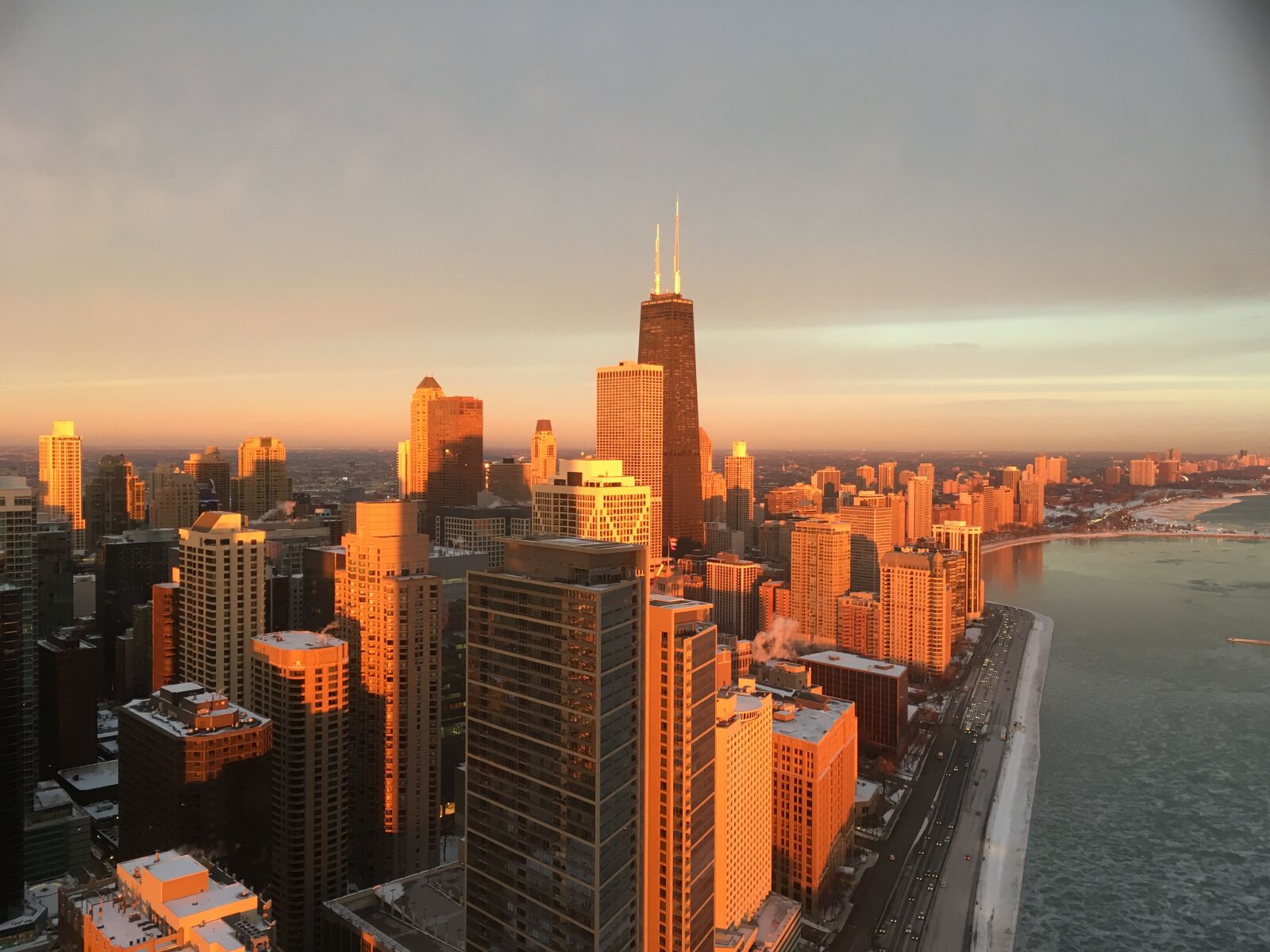 iPhone SE back camera 4.15mm f/2.2 sample photo. Chicago, at, sunrise, on photography