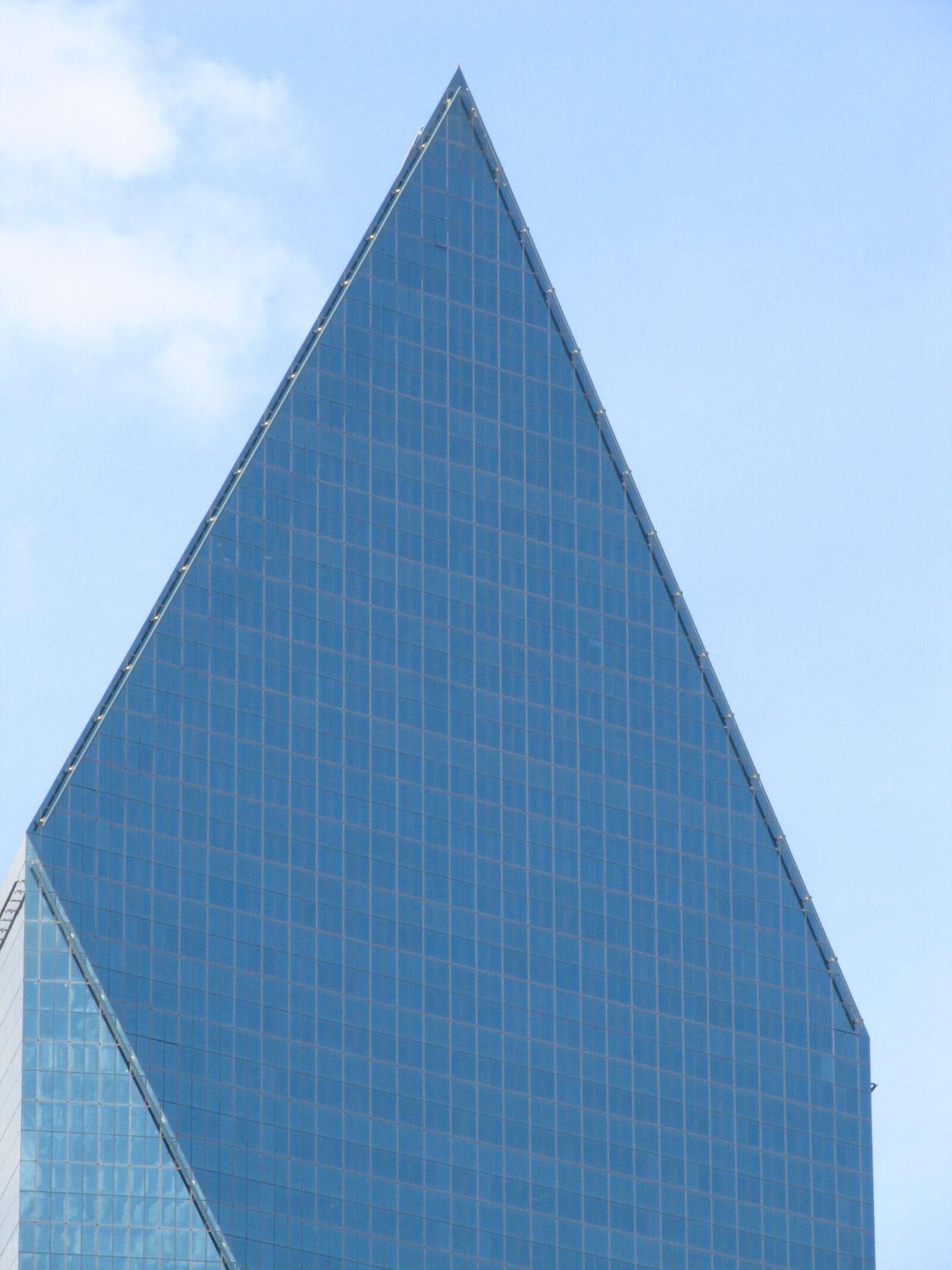Canon PowerShot SX130 IS sample photo. Dallas, buildings, downtown photography