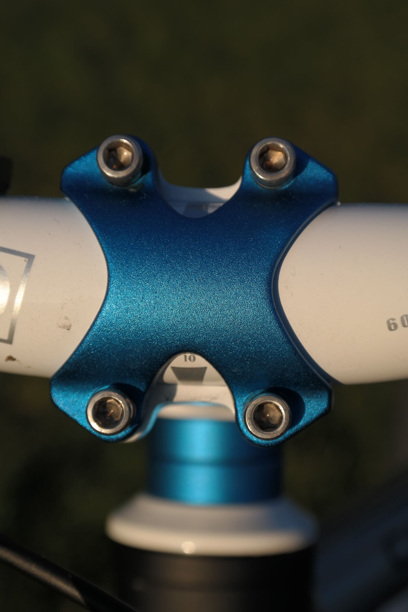 Samsung NX300 sample photo. Mountain bike, bike, stem photography
