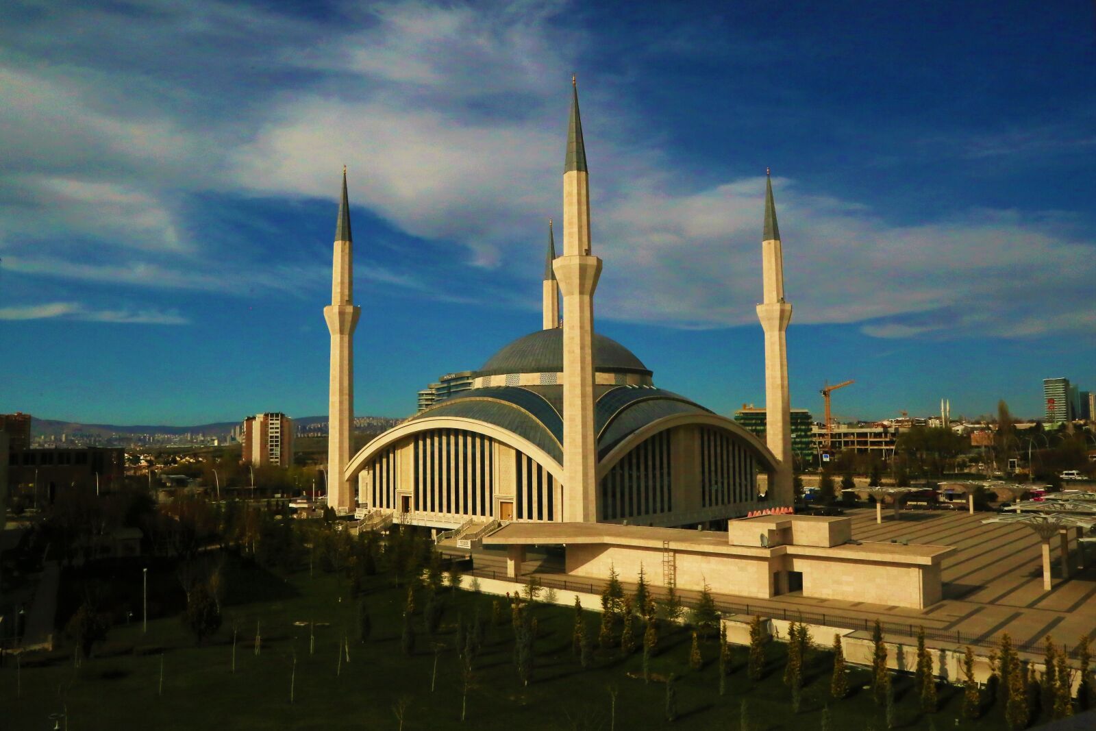 Canon EF 24-105mm F4L IS USM sample photo. Architecture, cami, islam photography