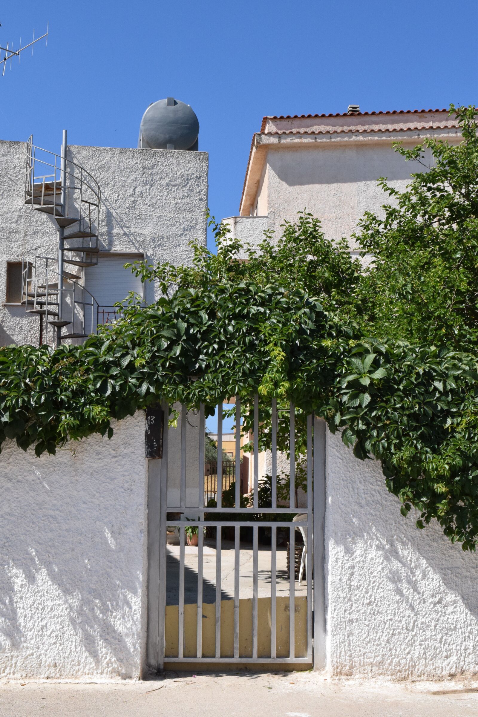 Nikon D3300 sample photo. Garden door, door, input photography