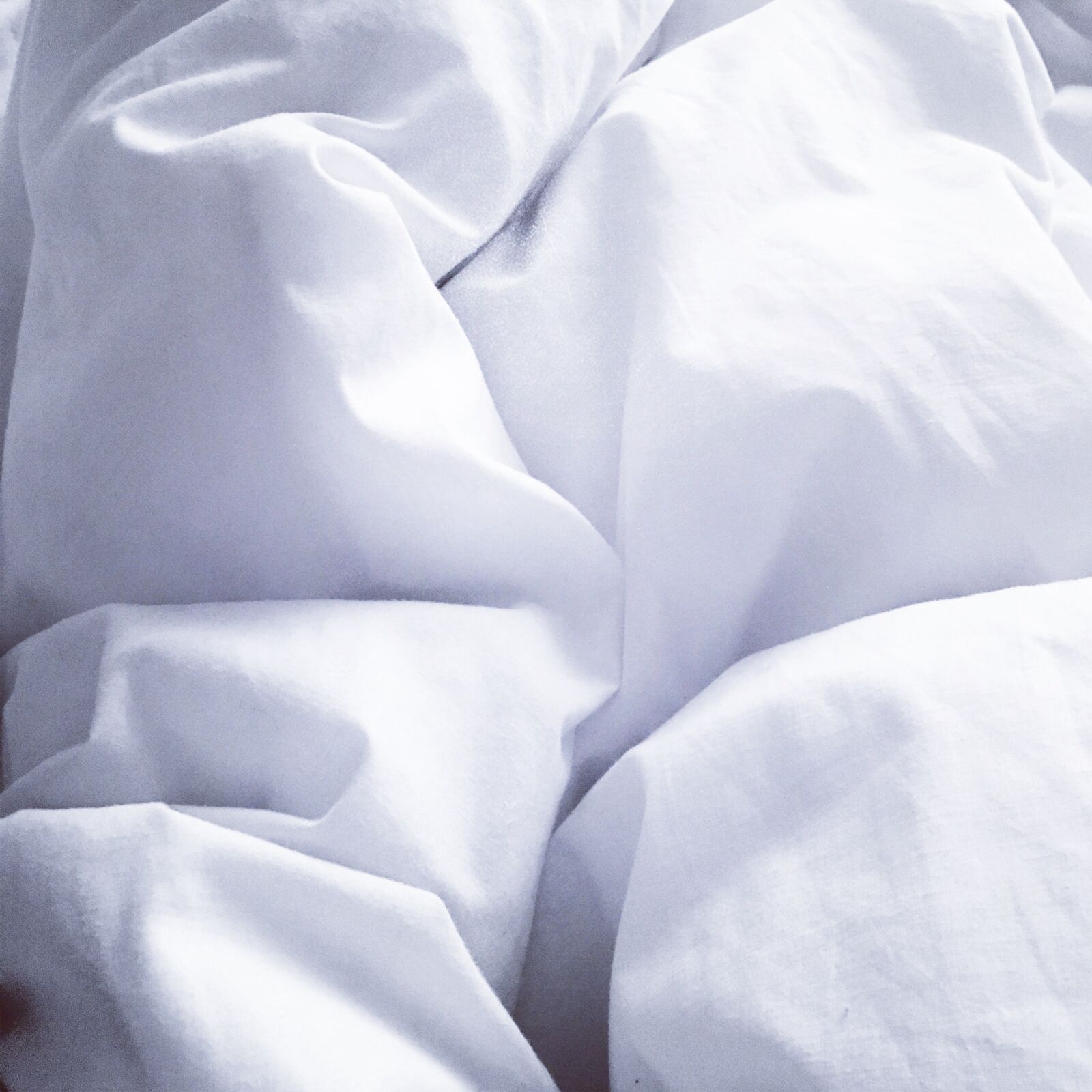 Apple iPhone 6s sample photo. Bed, pillows, quilt photography