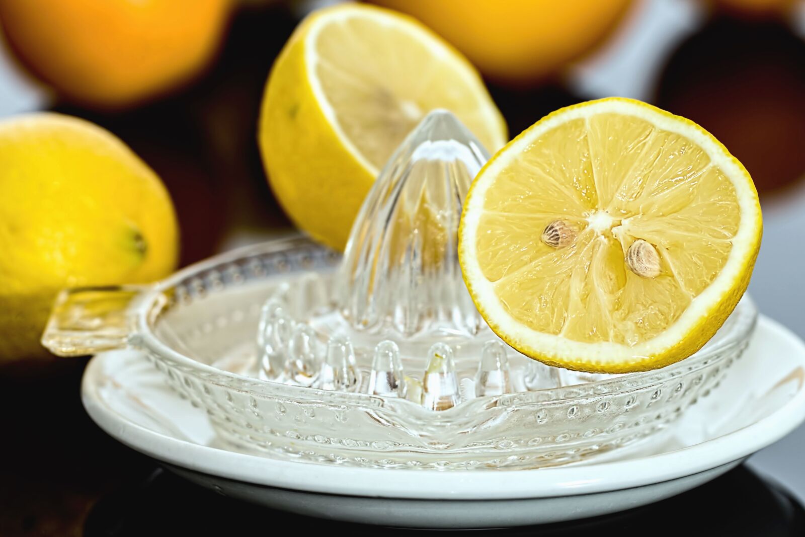 Canon EOS 70D sample photo. Lemon, fruit, vitamin, squeezing photography