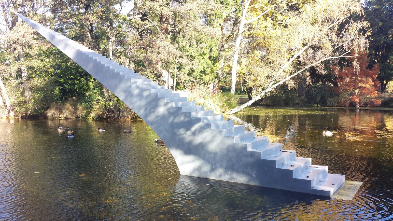 Samsung Galaxy S4 sample photo. Christchurch, hagley park, new photography