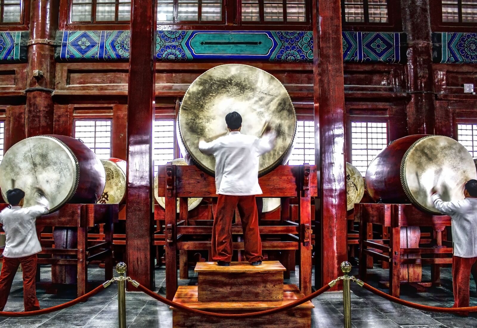 Canon EOS 550D (EOS Rebel T2i / EOS Kiss X4) sample photo. Drum tower, beijing, china photography