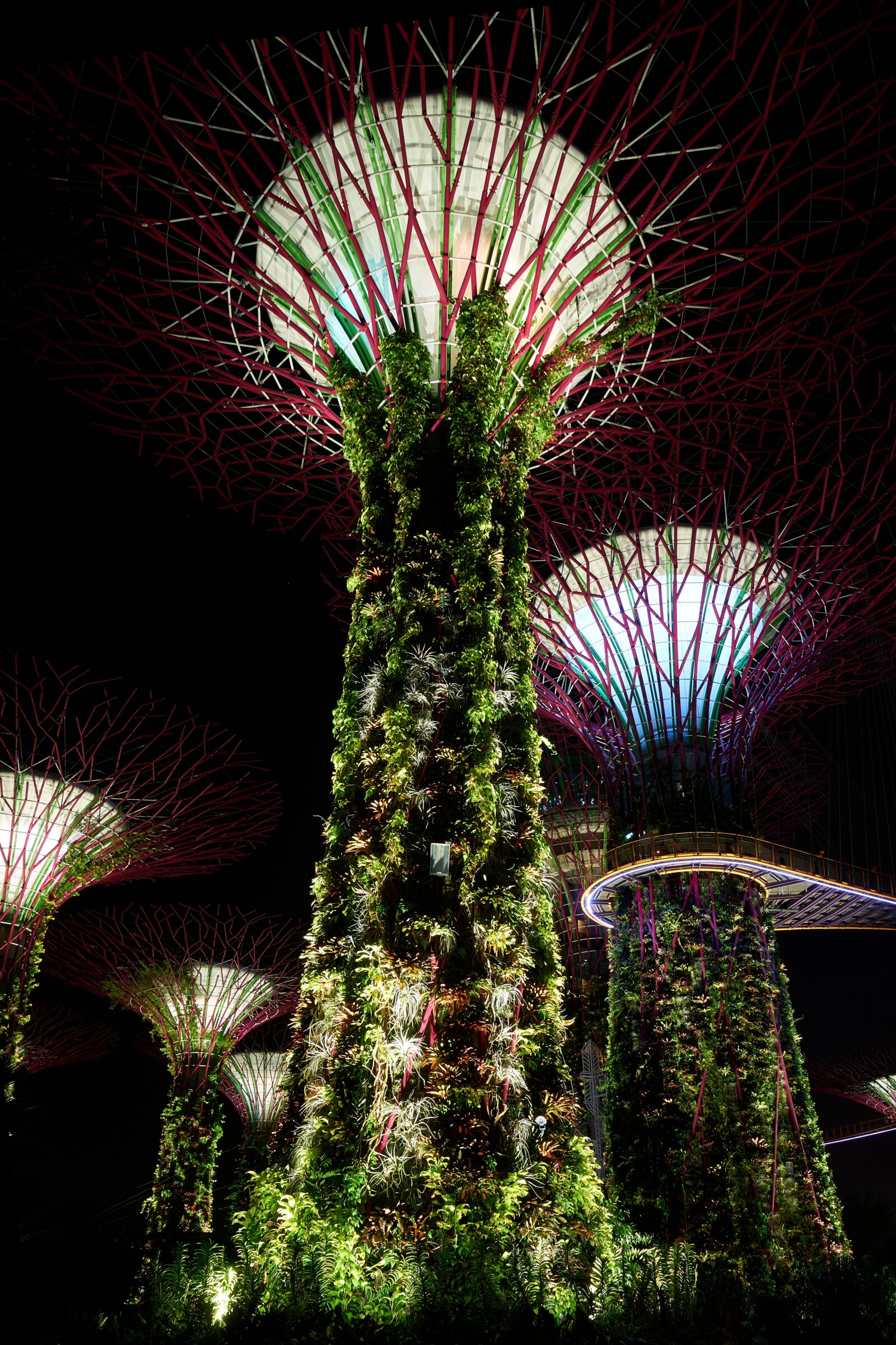 Sony a7R II sample photo. Singapore, skyscraper, night photography