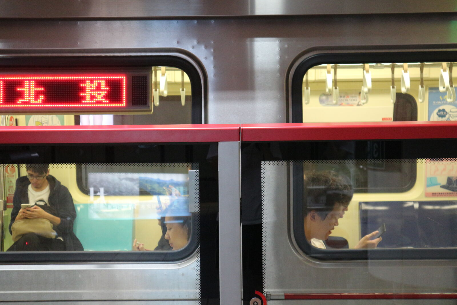Canon EOS M sample photo