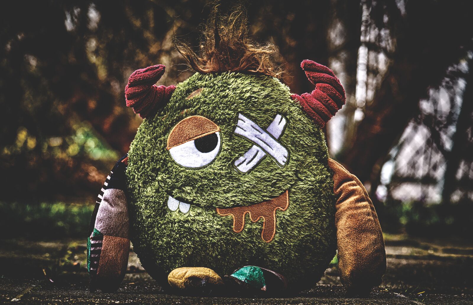 Nikon D3200 sample photo. Monster, stuffed animal, funny photography