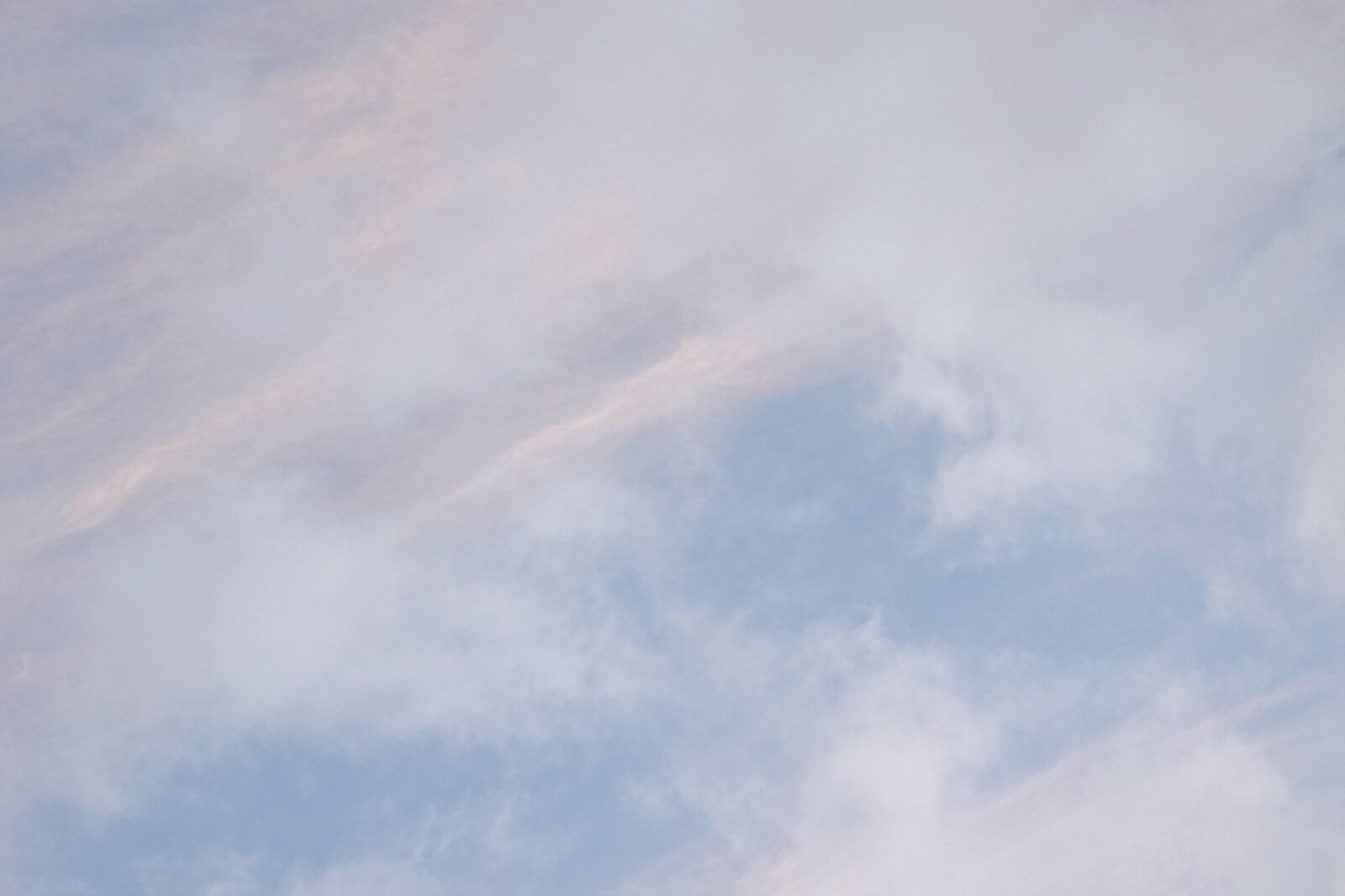 Nikon D3300 sample photo. Delicate dawn clouds, clouds photography