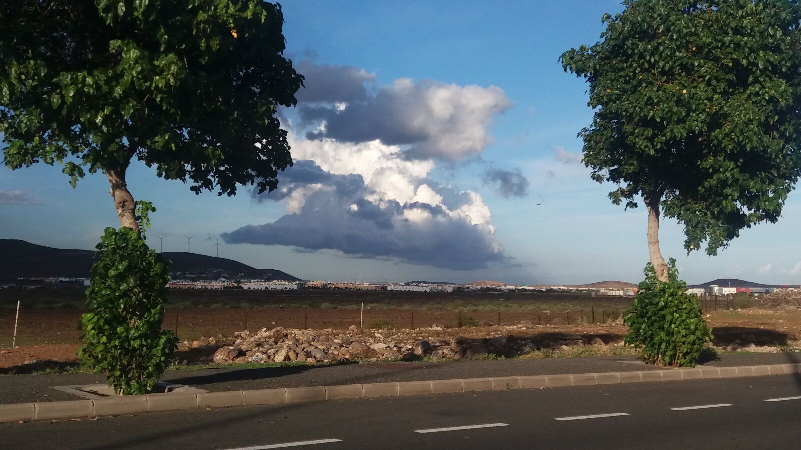 Samsung Galaxy J5 sample photo. Clouds, nature, sky photography
