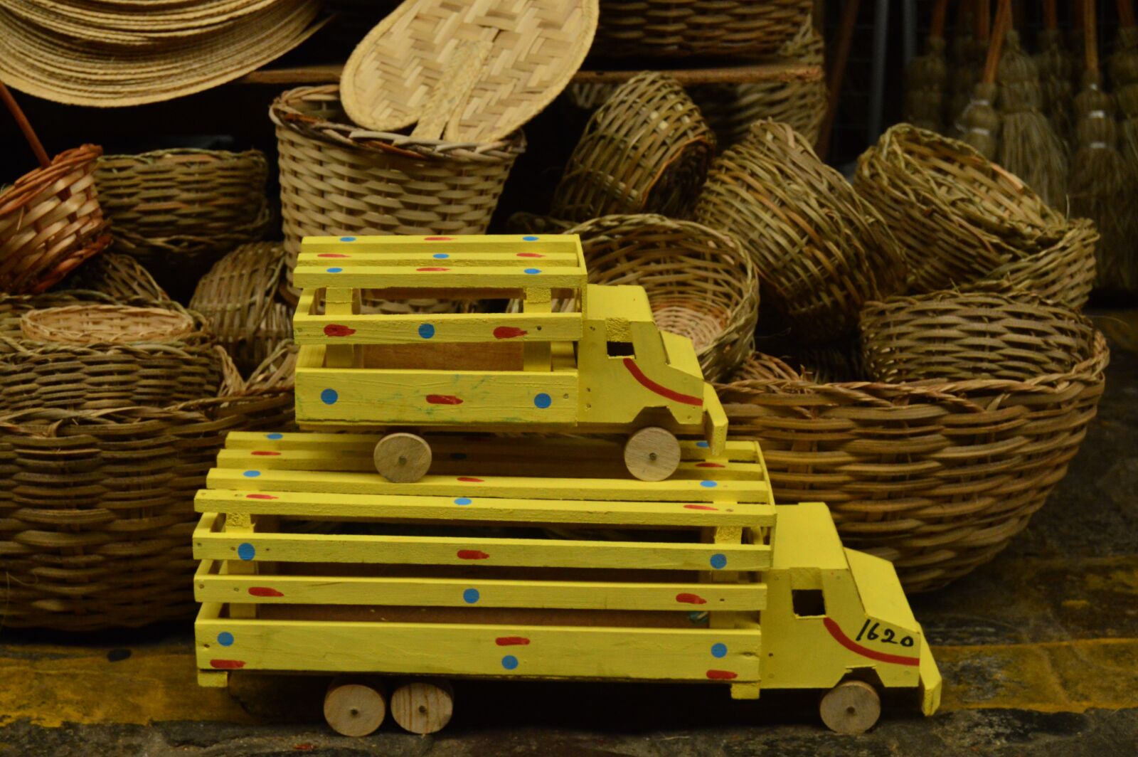 Nikon D3200 sample photo. Cart, yellow, wood photography