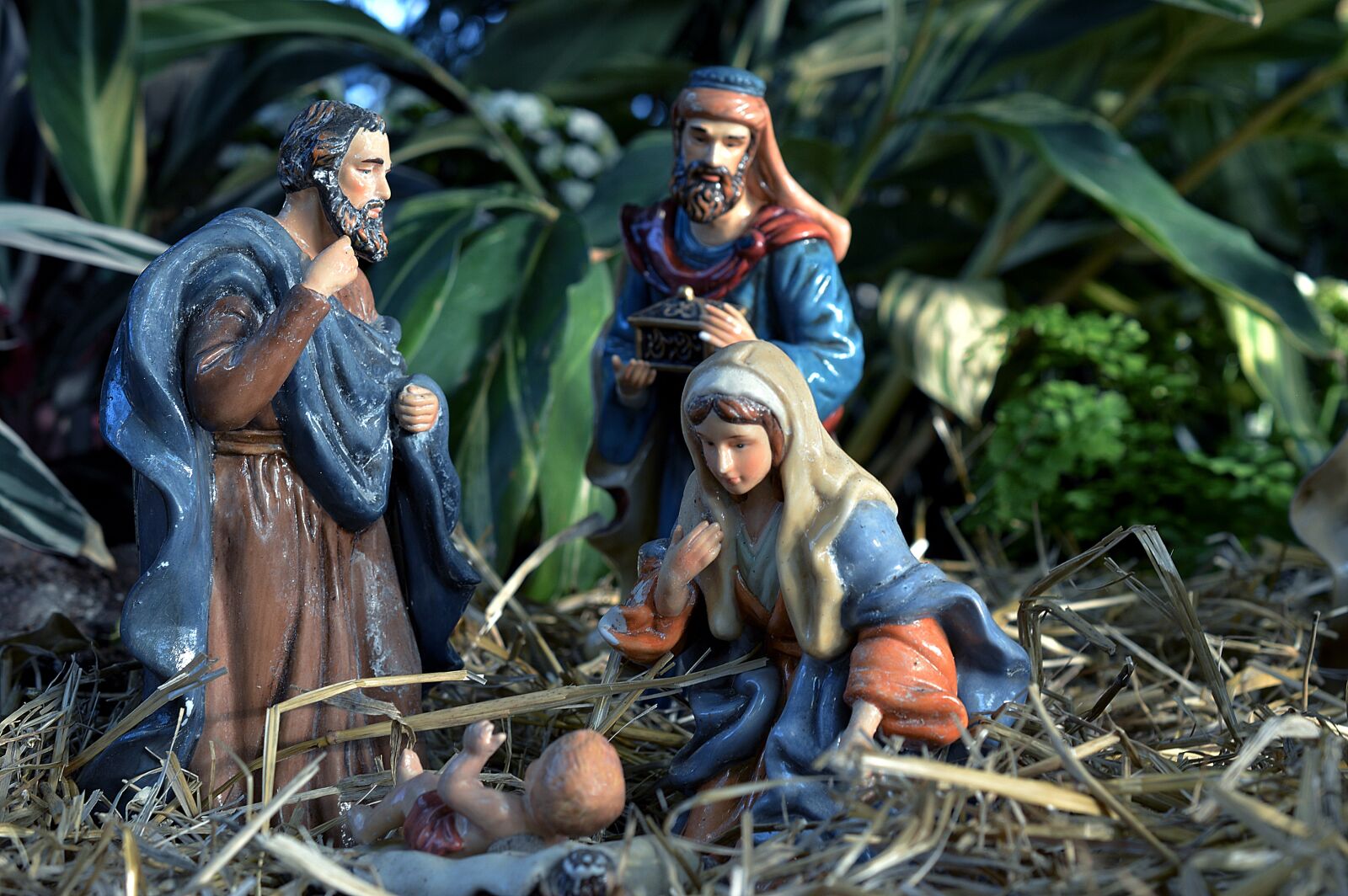 Nikon D3200 sample photo. Nativity, manger, jesus photography