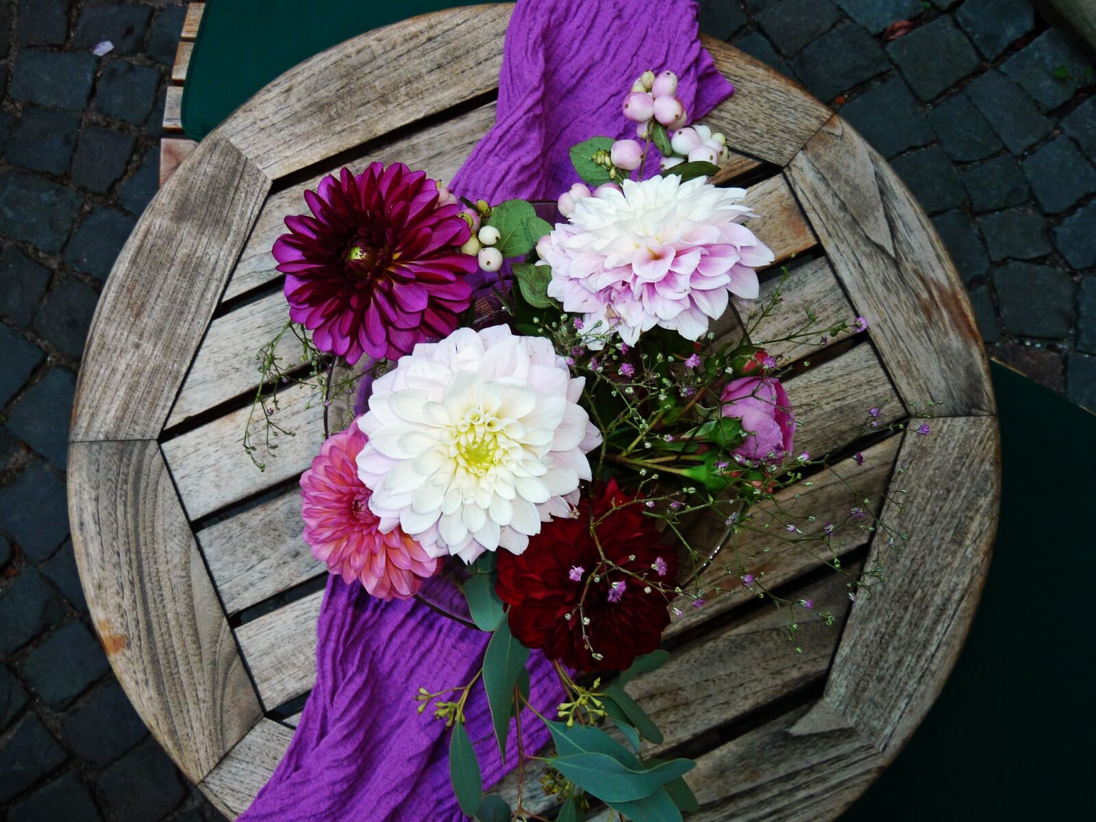 Panasonic DMC-TZ7 sample photo. Decoration, deco, decorative photography