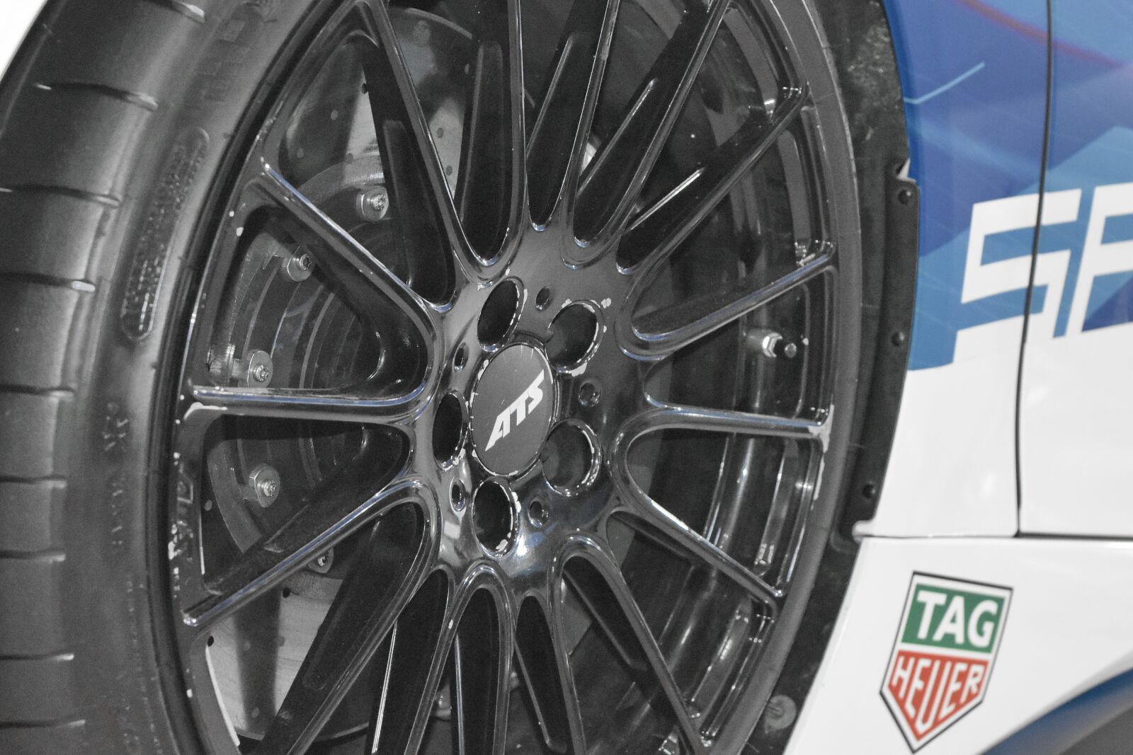 Nikon D5500 sample photo. Tire, wheel, machine, vehicle photography