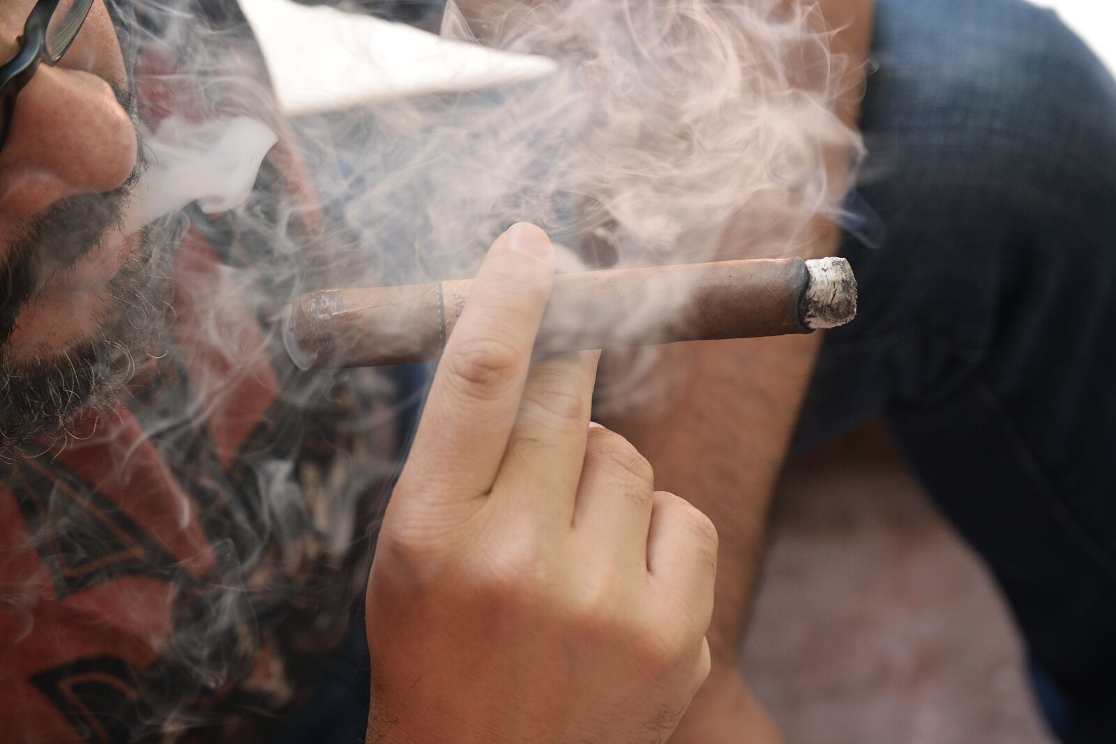 Nikon D5200 sample photo. Tobacco, cigar, pure photography