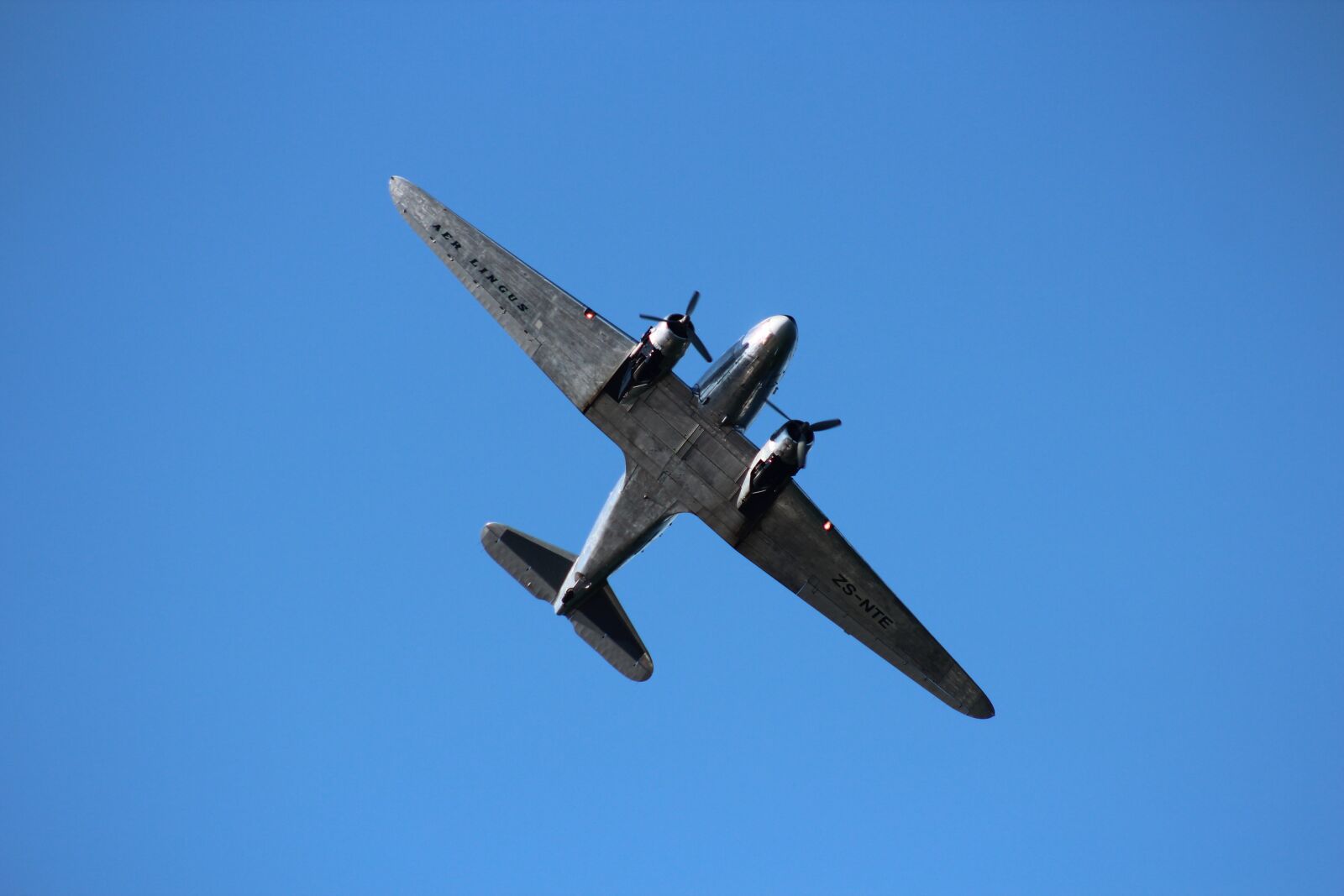 Canon EF 75-300mm f/4-5.6 USM sample photo. Airshow, sky, aviation photography