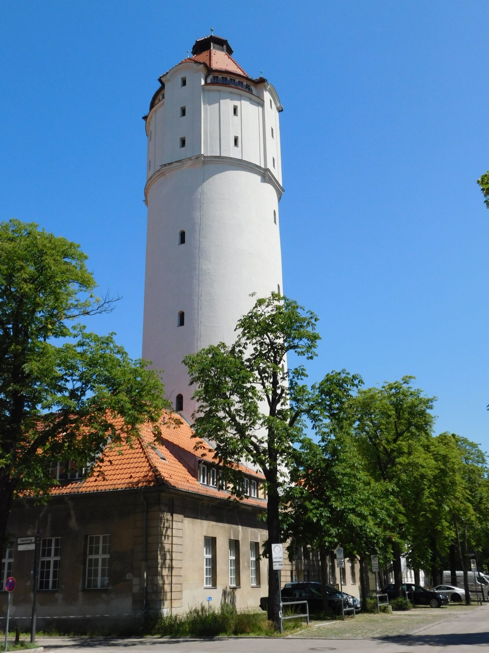 Nikon Coolpix L840 sample photo. Berlin wedding, water tower photography