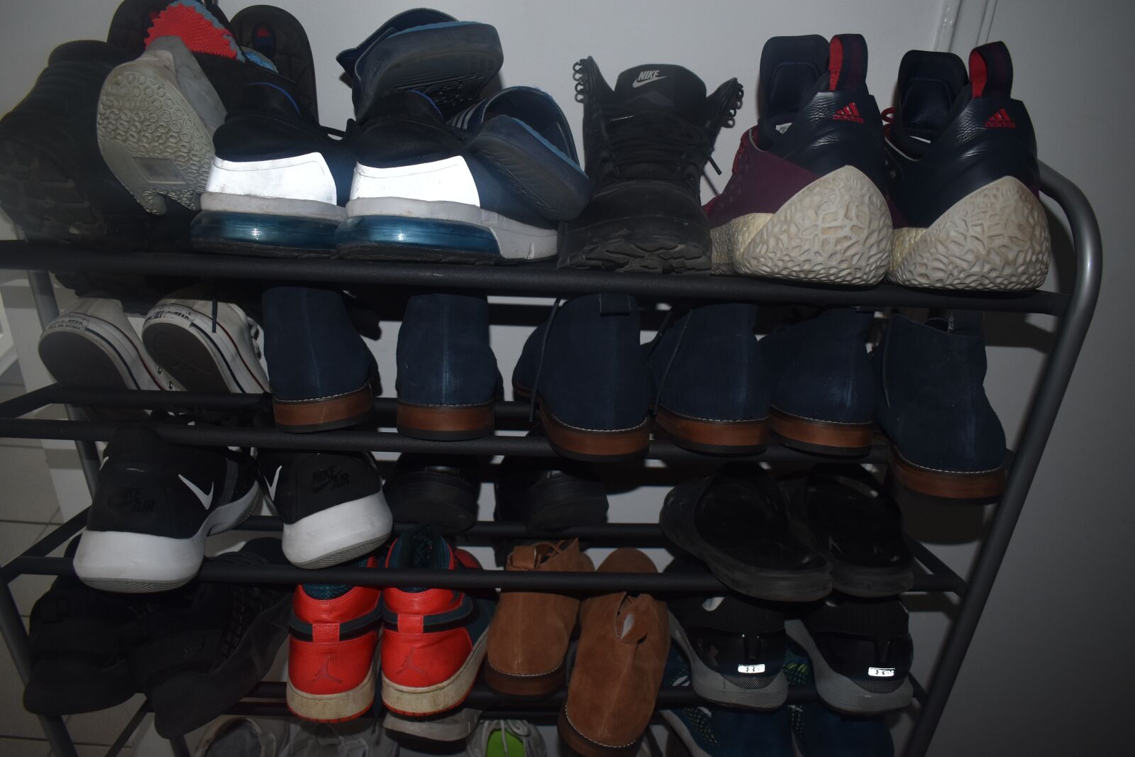 Nikon D3500 sample photo. Shoes, sneakers, winter photography