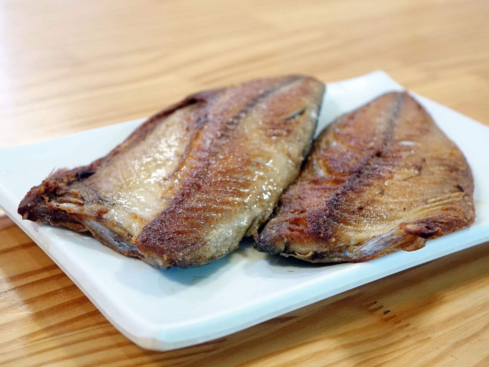 Sony Cyber-shot DSC-RX10 sample photo. Saba fish, grilled, seafood photography