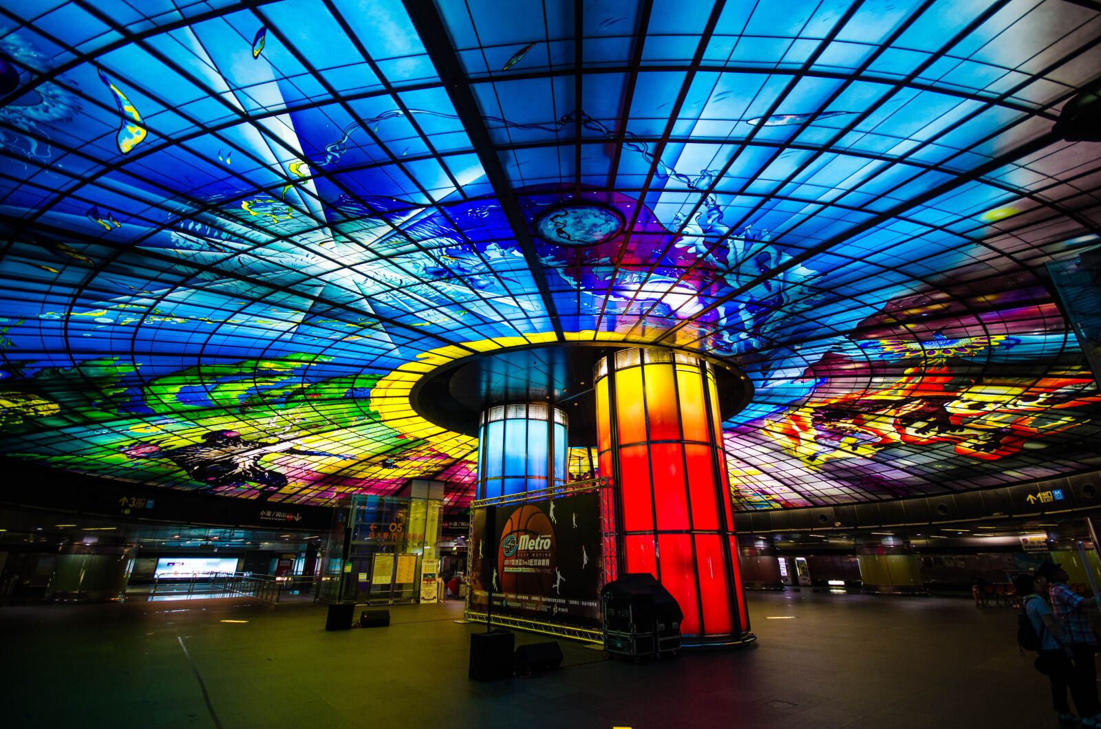 Nikon D7000 sample photo. Formosa boulevard station, kaohsiung photography