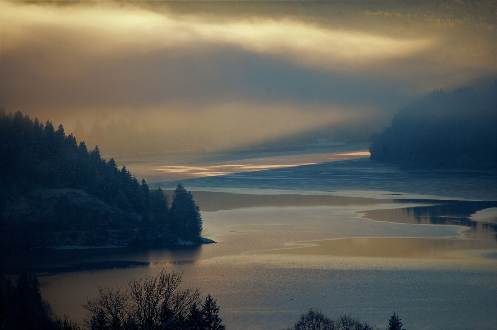 Nikon D40 sample photo. Nature, lake, clouds photography