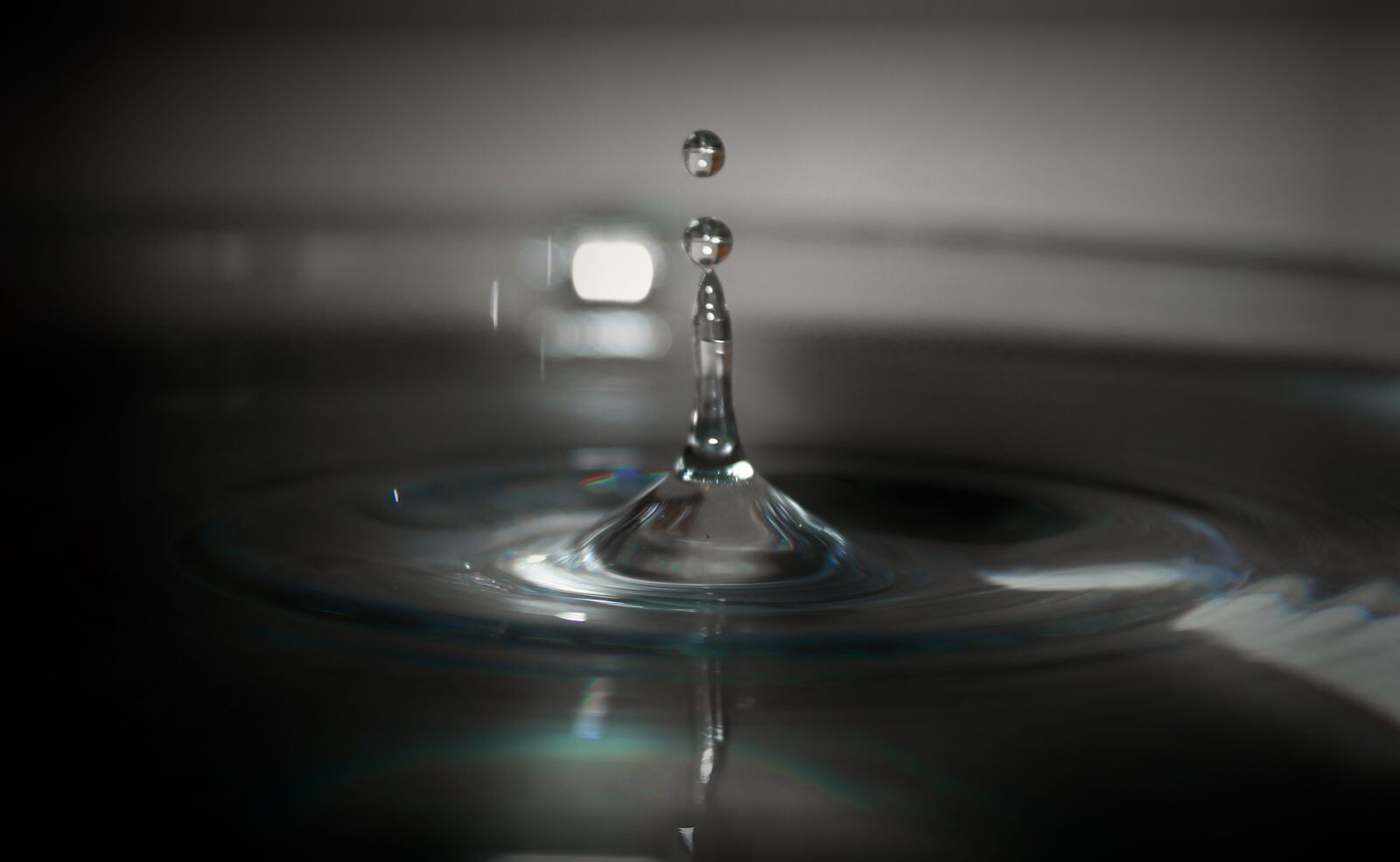Canon EOS 1100D (EOS Rebel T3 / EOS Kiss X50) sample photo. Water, drip, background photography