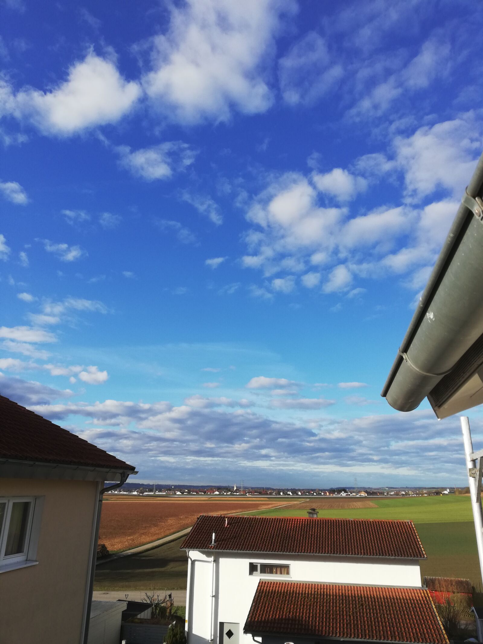 HUAWEI ANE-LX1 sample photo. Work, over these roofs photography