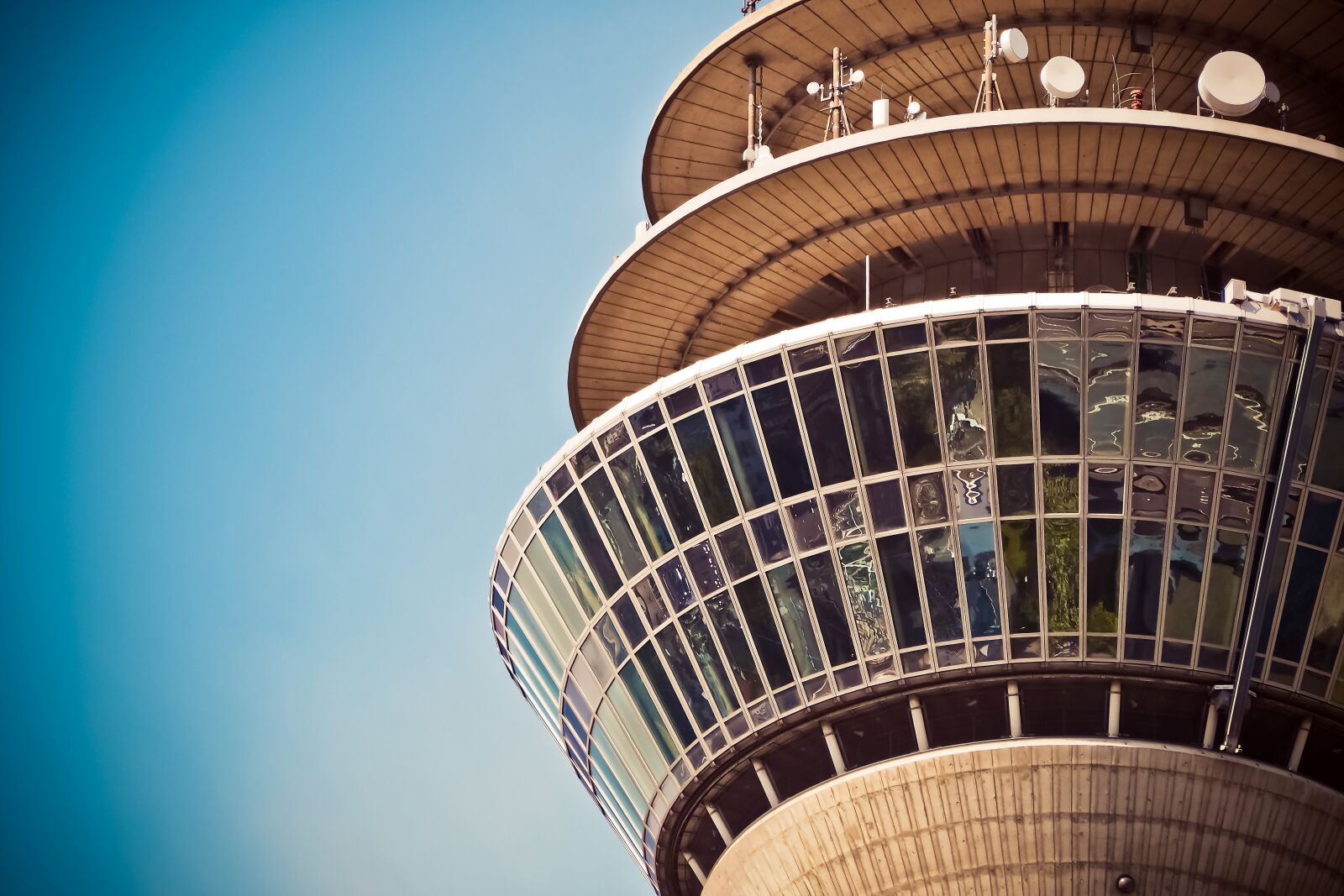 Olympus OM-D E-M10 sample photo. Architecture, tv tower, landmark photography
