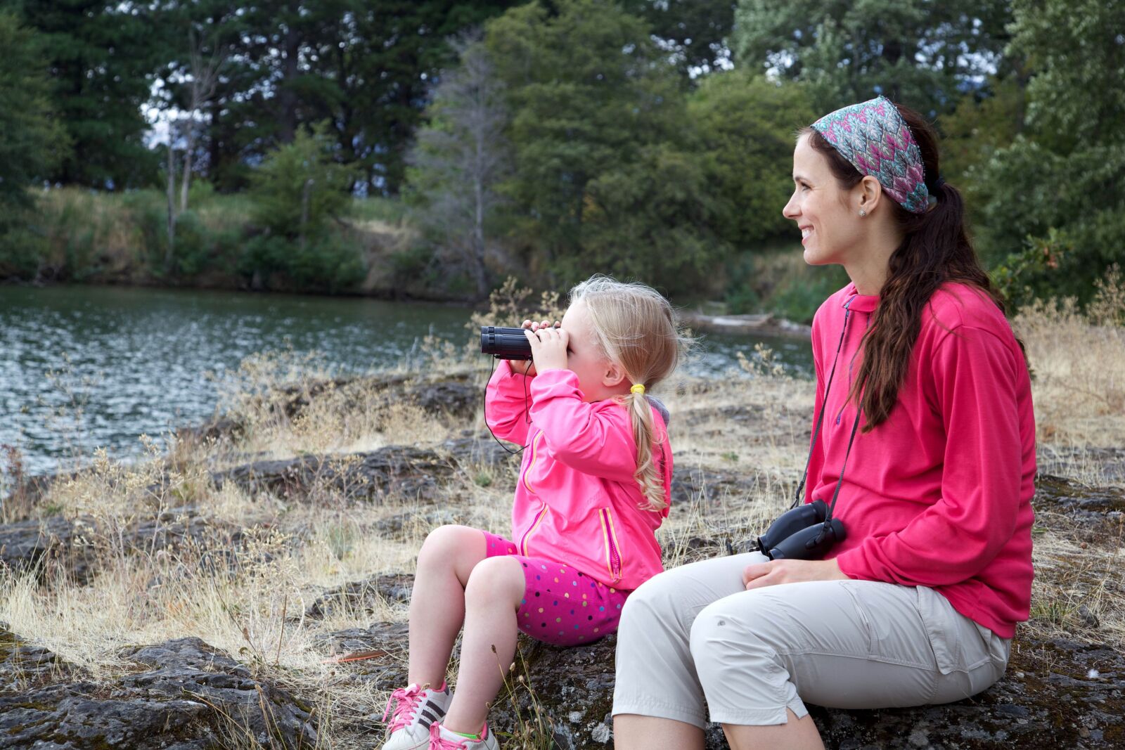Canon EOS 5D Mark II sample photo. Environmental, education, mother, kids photography