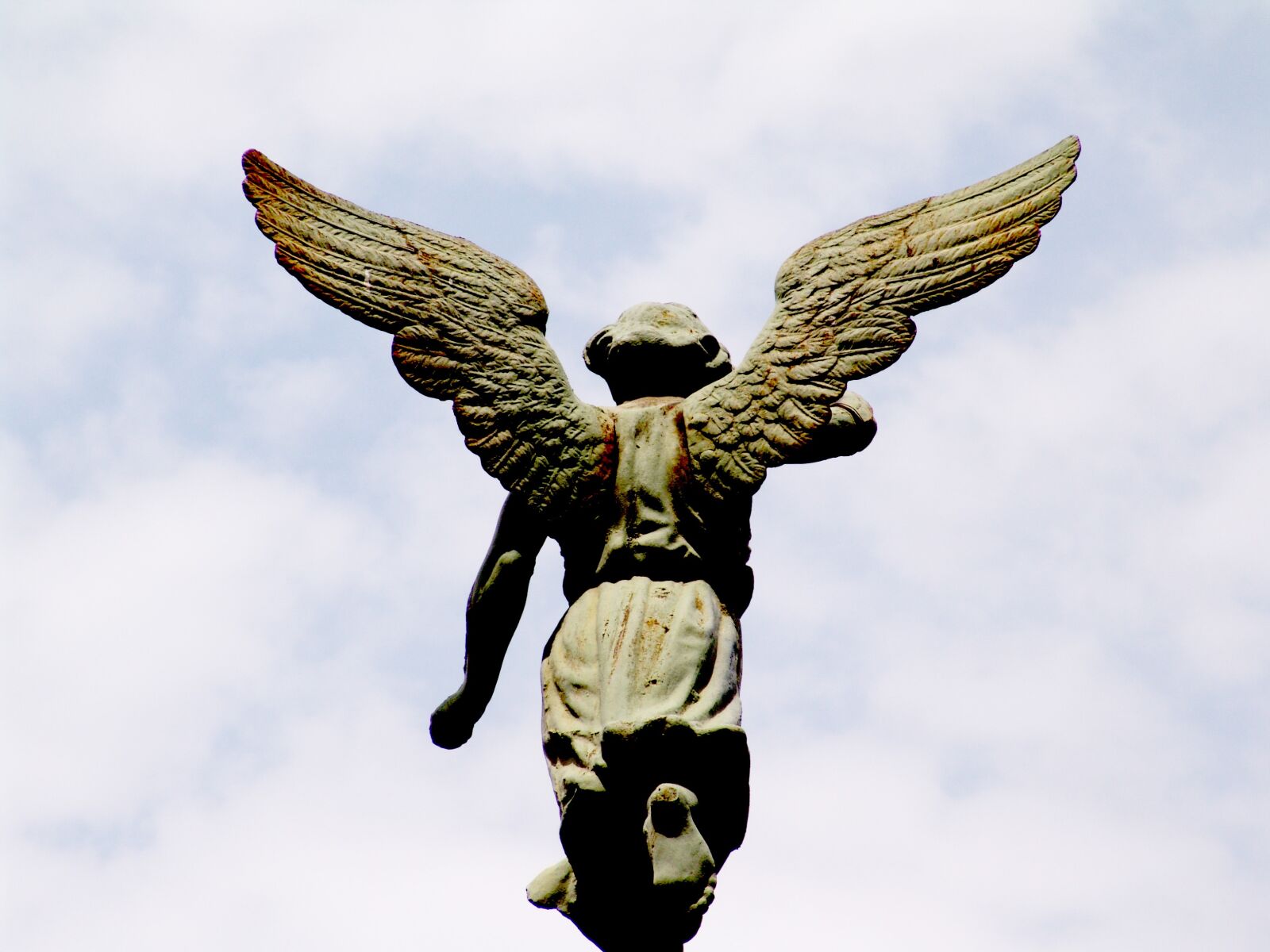 Sony DSC-F828 sample photo. Angel, archangel, monument photography