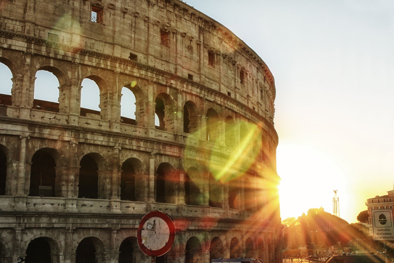 Canon EOS 700D (EOS Rebel T5i / EOS Kiss X7i) sample photo. Rome, colosseum, italy photography