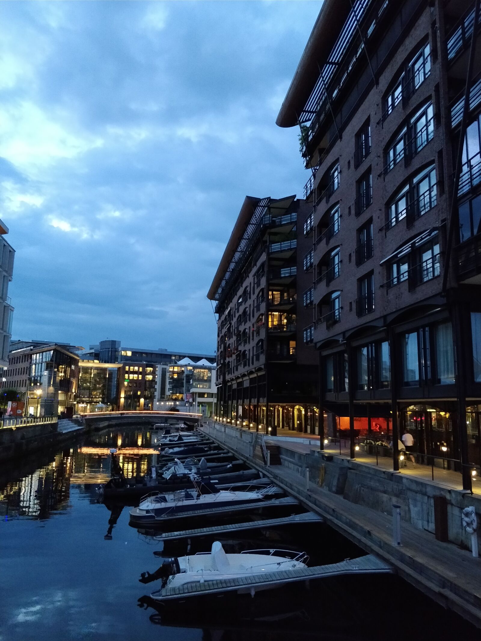 OnePlus 5 sample photo. Oslo, tjuvholmen, architecture photography
