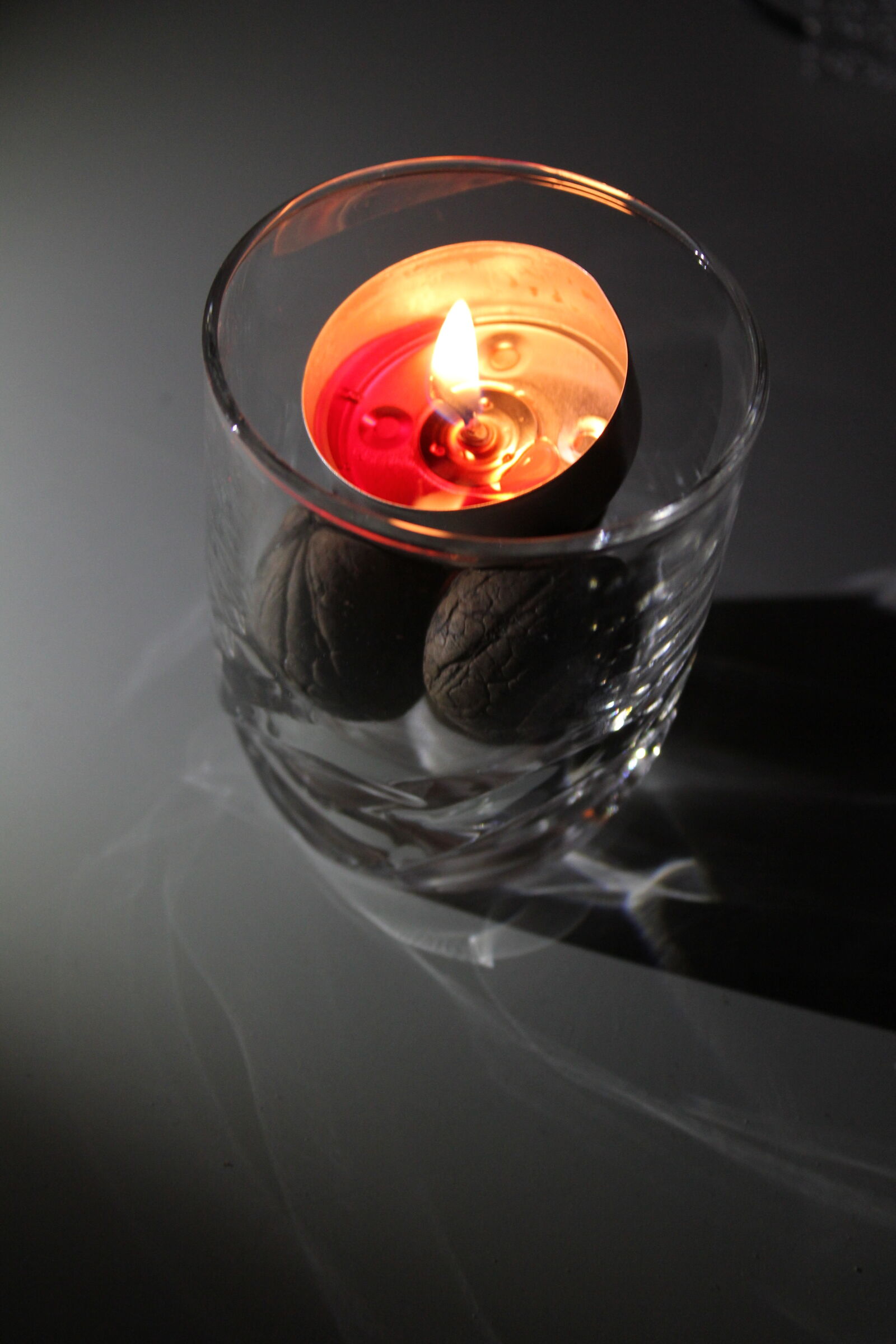 Canon EOS 550D (EOS Rebel T2i / EOS Kiss X4) + Canon EF-S 18-55mm F3.5-5.6 IS sample photo. Candle, design, ellegant, fire photography