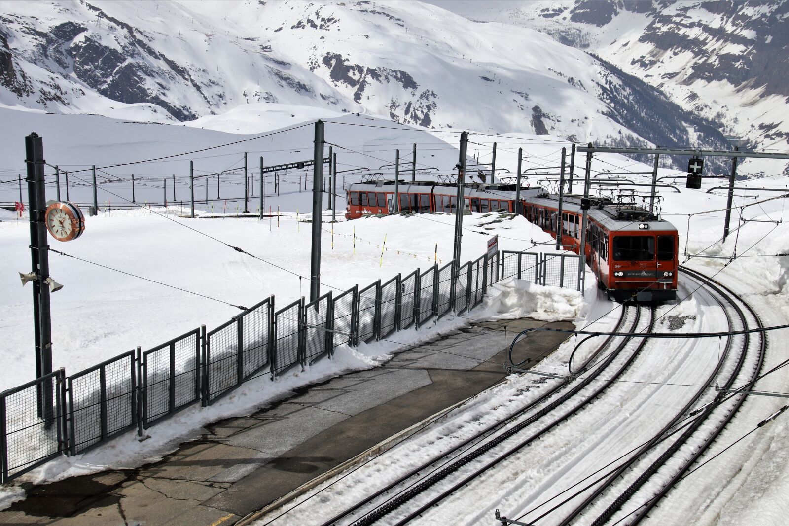 Canon EOS 80D sample photo. Pull station, zermatt, gornergrat photography