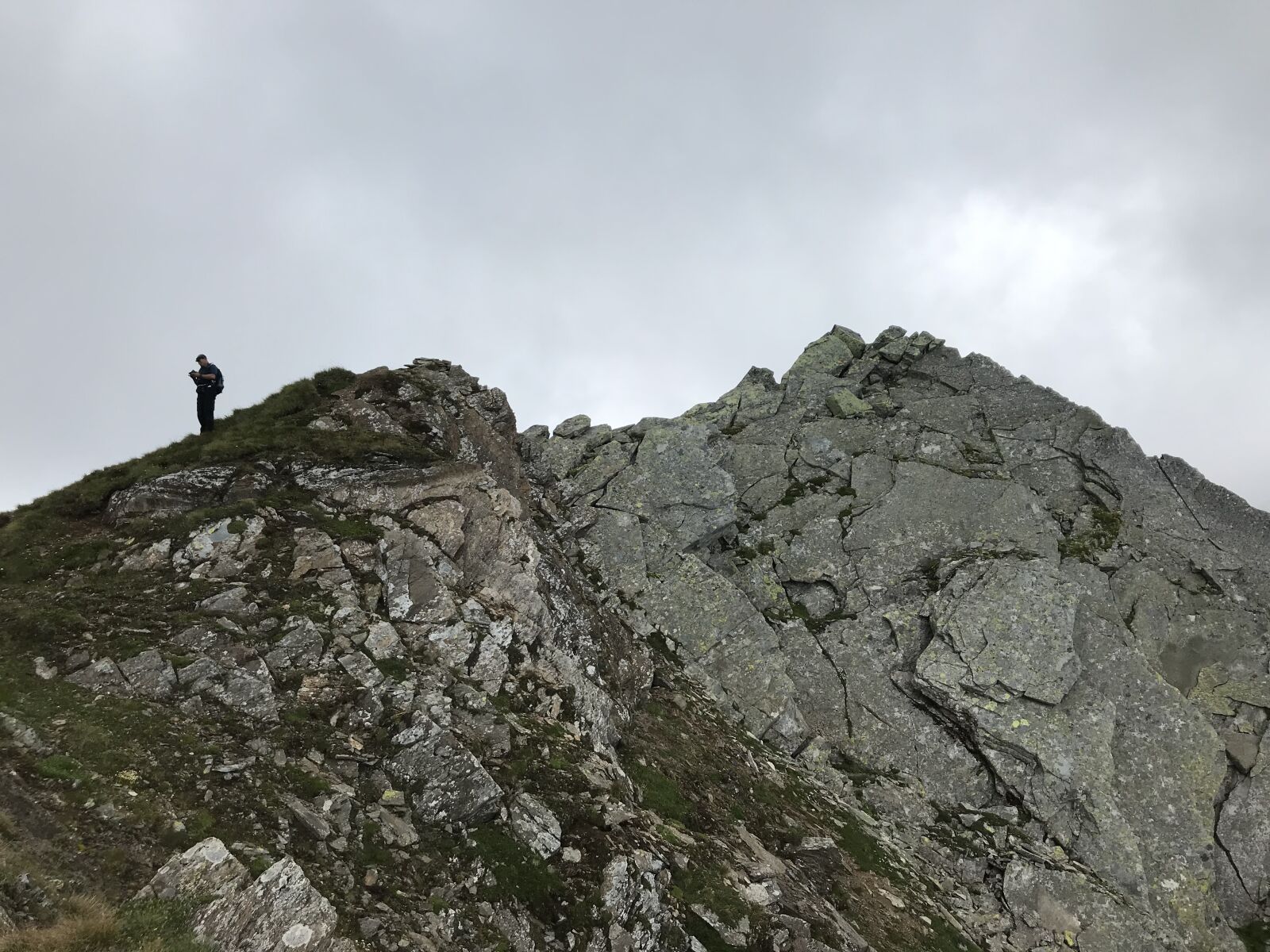 iPhone 7 back camera 3.99mm f/1.8 sample photo. Naret lace, alpine route photography
