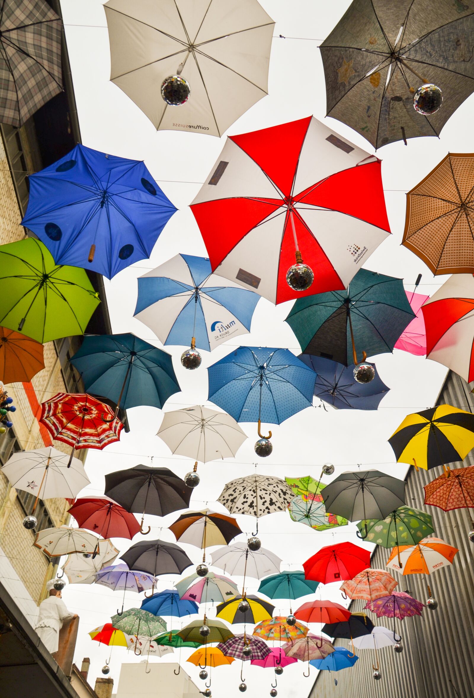 Nikon D7000 sample photo. Umbrella, protection, screens photography