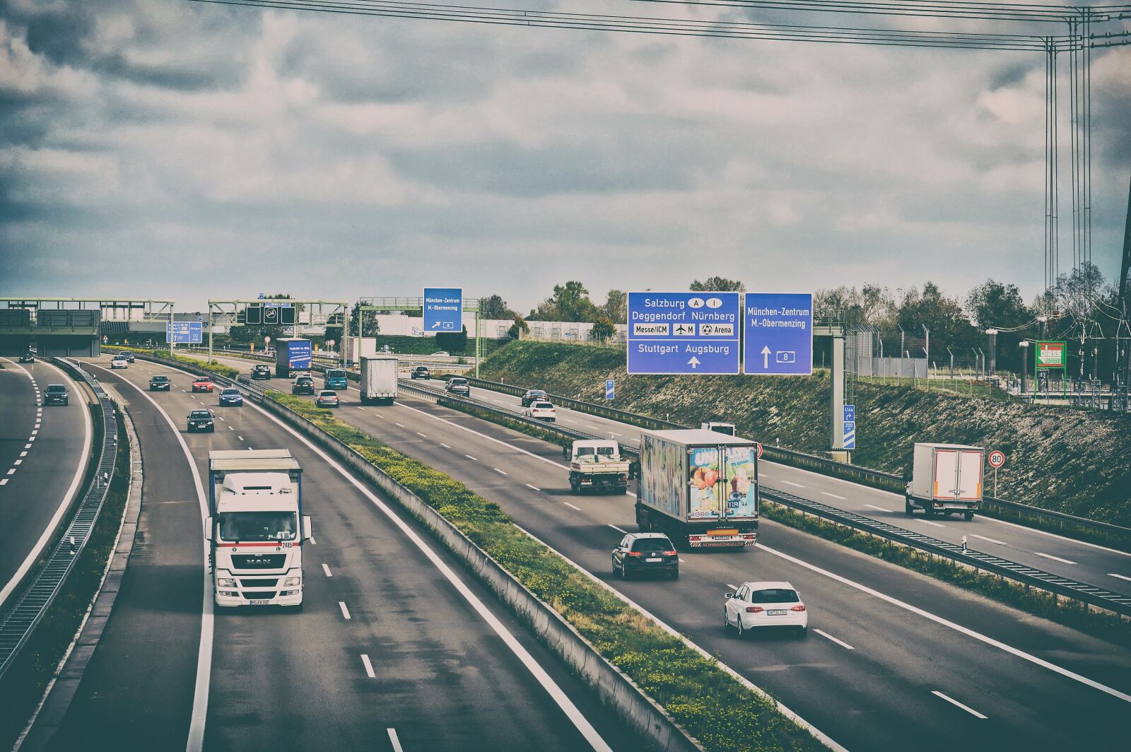 Nikon D3200 sample photo. Highway, road, traffic photography