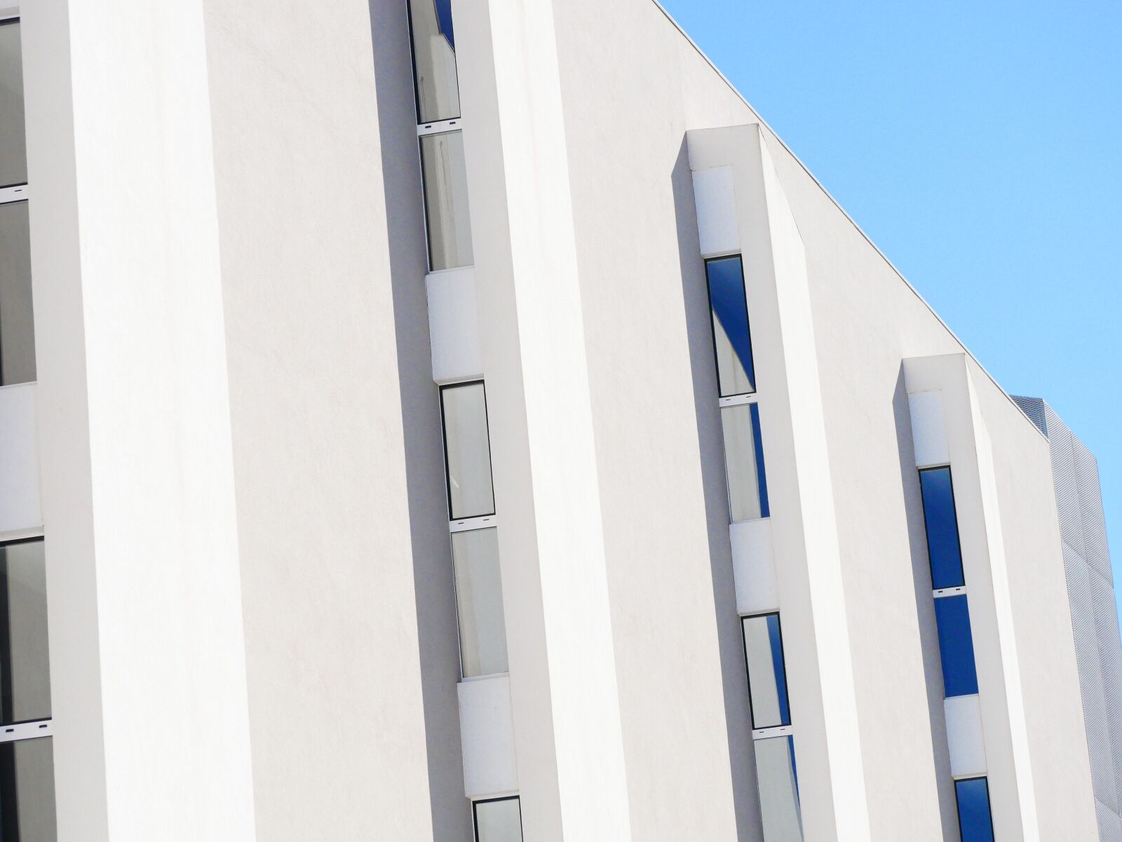 Panasonic Lumix DMC-GX85 (Lumix DMC-GX80 / Lumix DMC-GX7 Mark II) sample photo. Building, mallorca, spain photography
