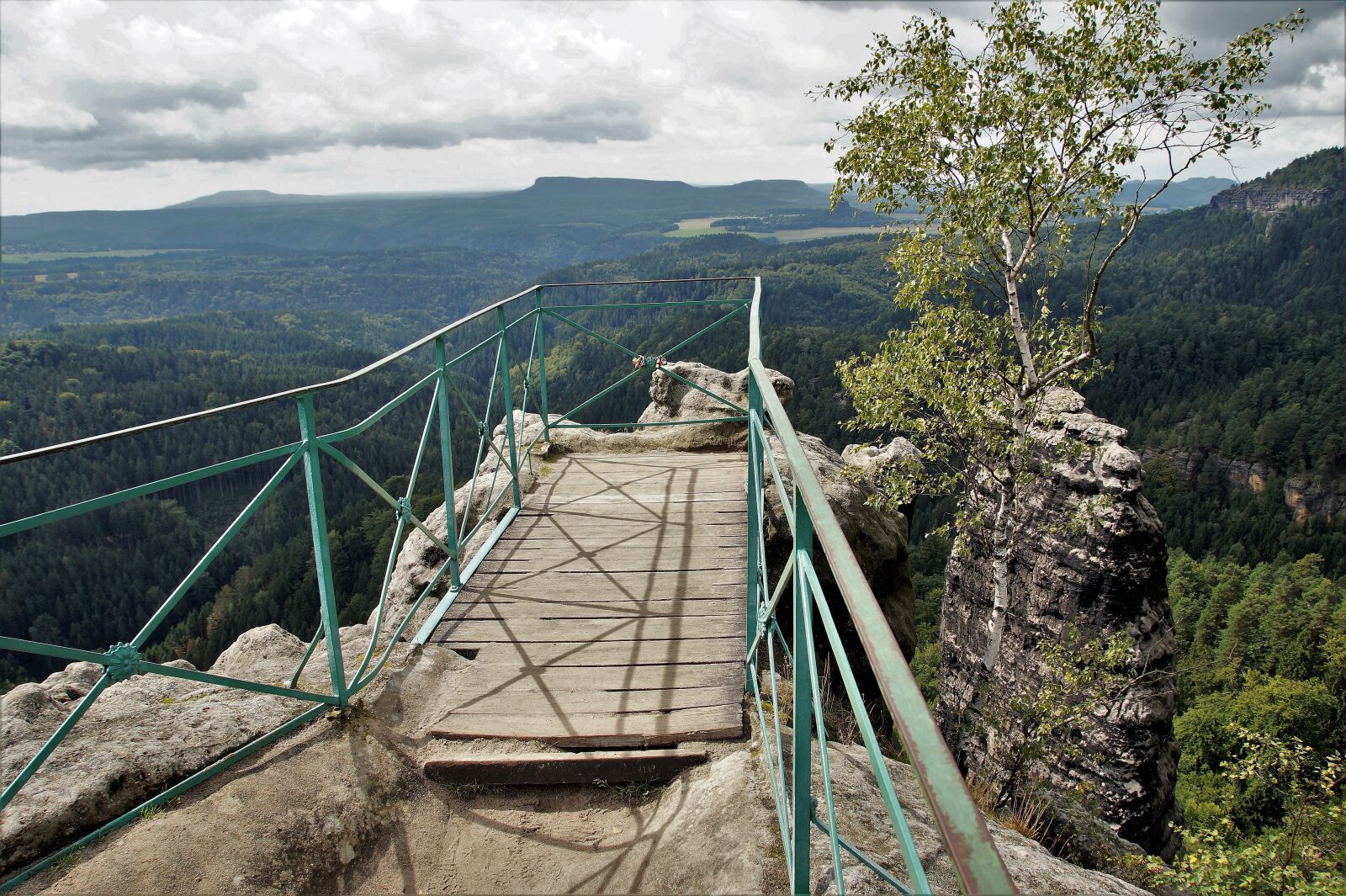 Sony SLT-A58 sample photo. View, bridge, railing photography