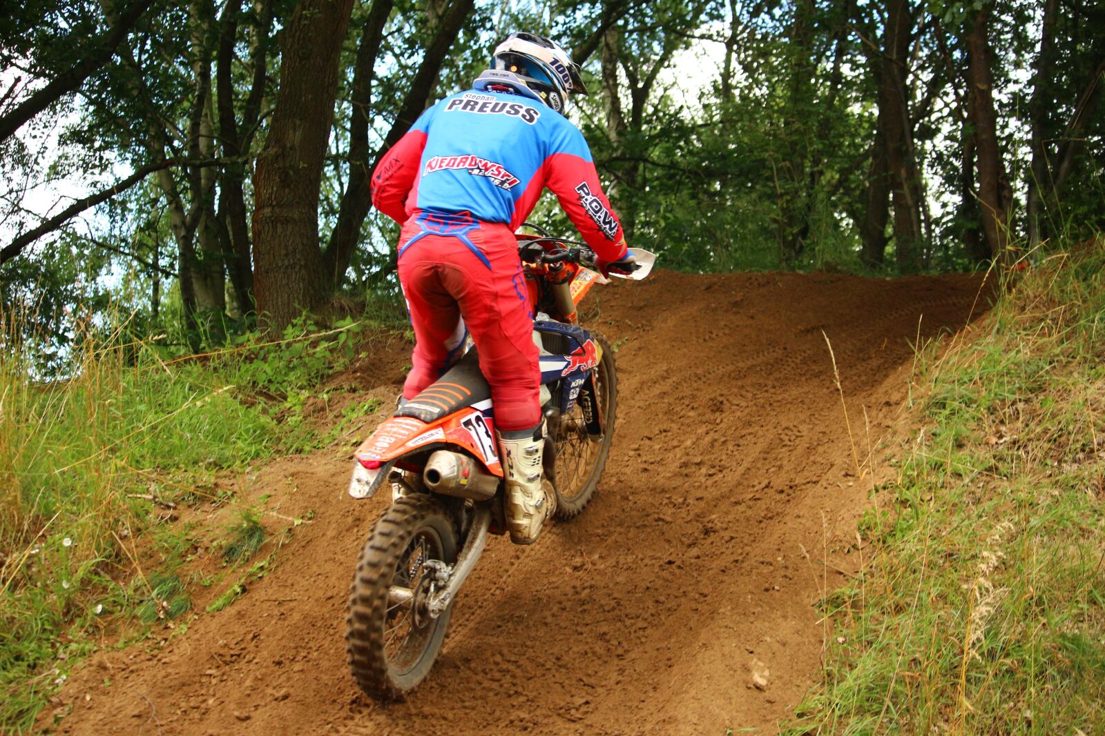 Canon EOS 100D (EOS Rebel SL1 / EOS Kiss X7) sample photo. Enduro, dirtbike, motocross photography