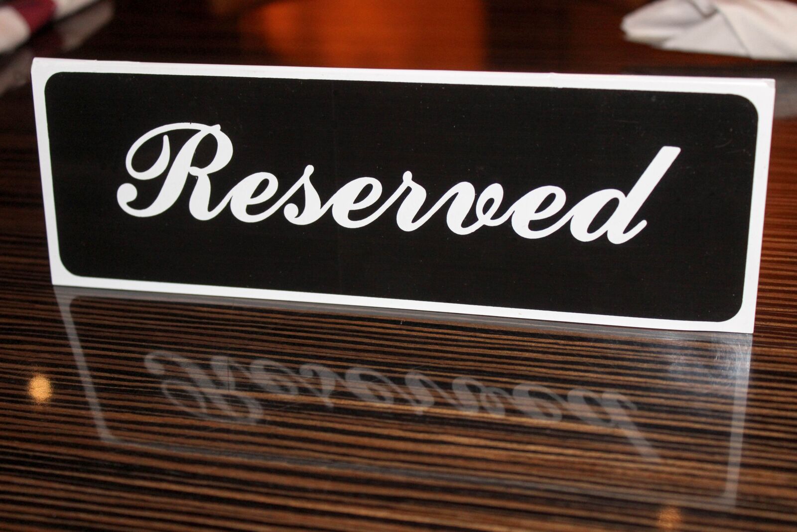 Canon EOS 600D (Rebel EOS T3i / EOS Kiss X5) sample photo. Dinner, business, achievement photography