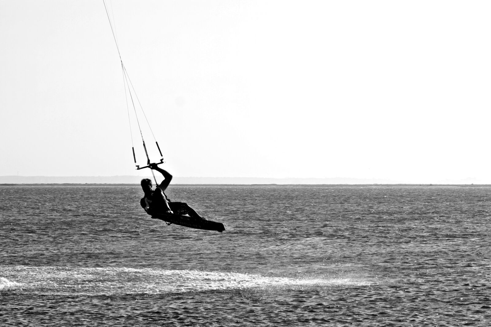 Canon EOS 1000D (EOS Digital Rebel XS / EOS Kiss F) sample photo. Water sports, black and photography
