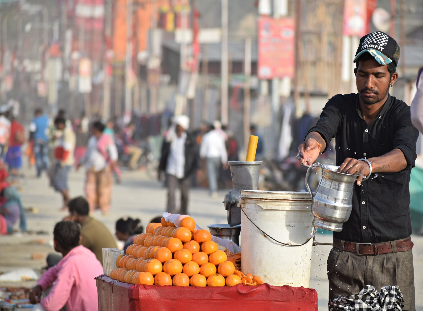 Nikon D3300 sample photo. Fruit juice, vendor, ripe photography
