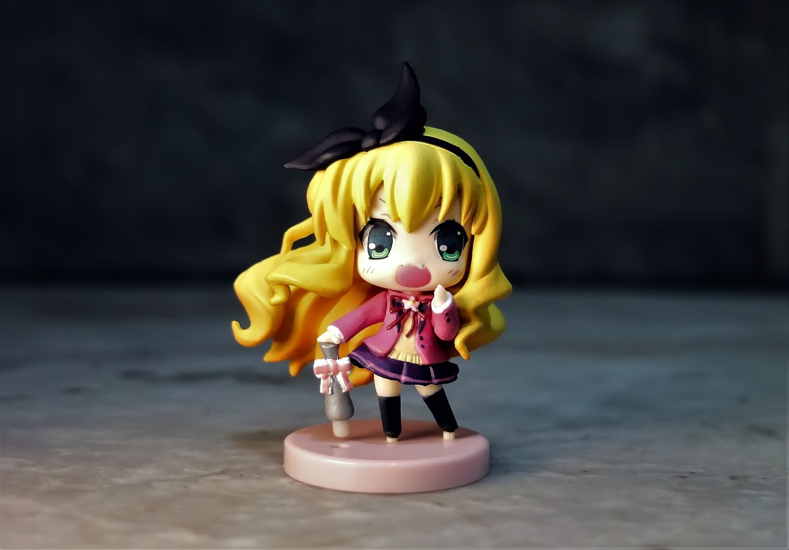 Fujifilm X10 sample photo. Small, cute, young photography