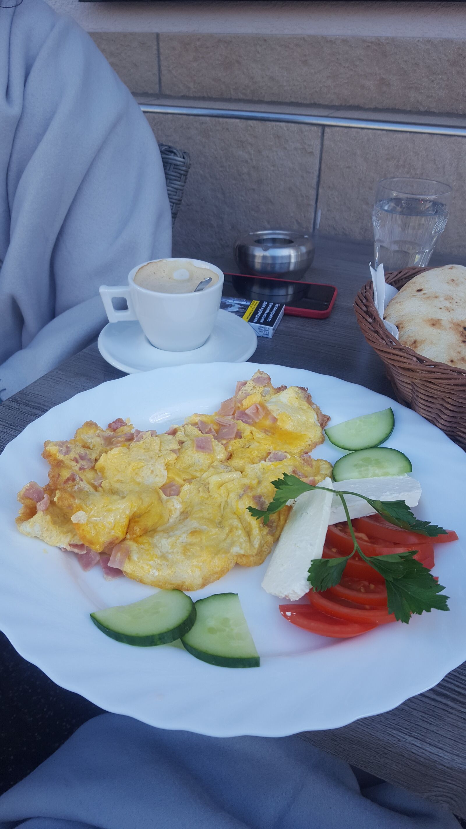 Samsung GALAXY S6 edge sample photo. Coffee, breakfast, delicious photography
